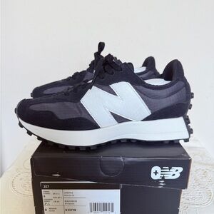 FIGS New Balance 327 NWOT